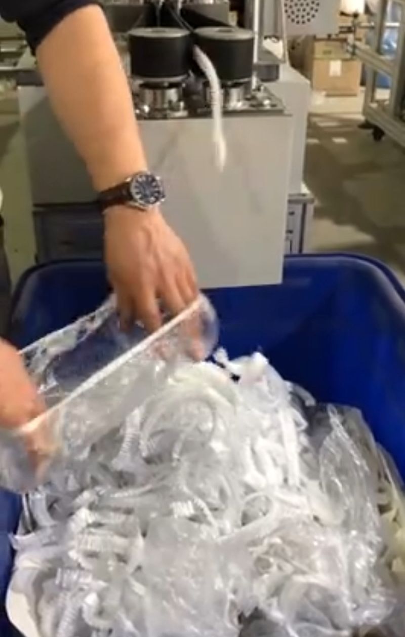 高速浴帽机